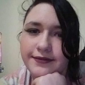 Meet your Posher, Debra